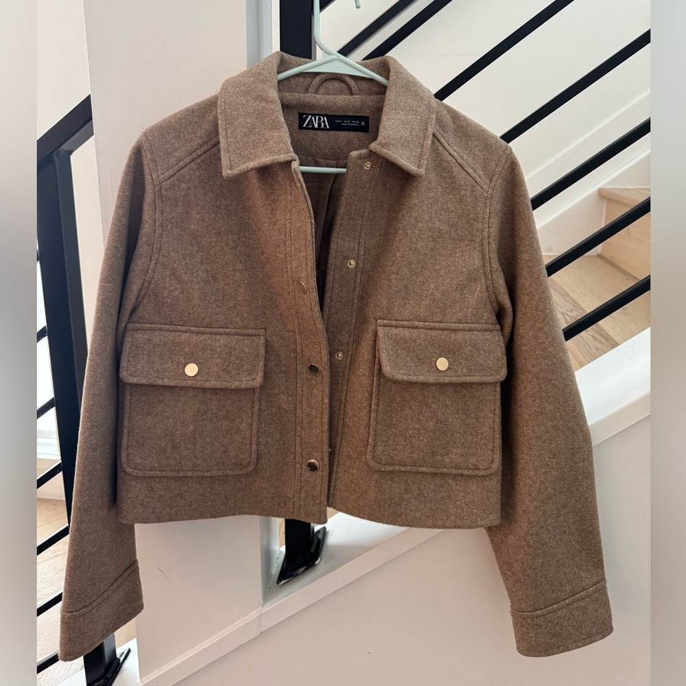 Zara Brown Utility Jacket with Collared Neckline